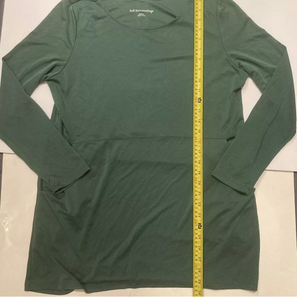 Soft Surroundings Fairfax Size M Scoop Neck Tunic Top Green Loose Fit Pockets - Picture 8 of 11